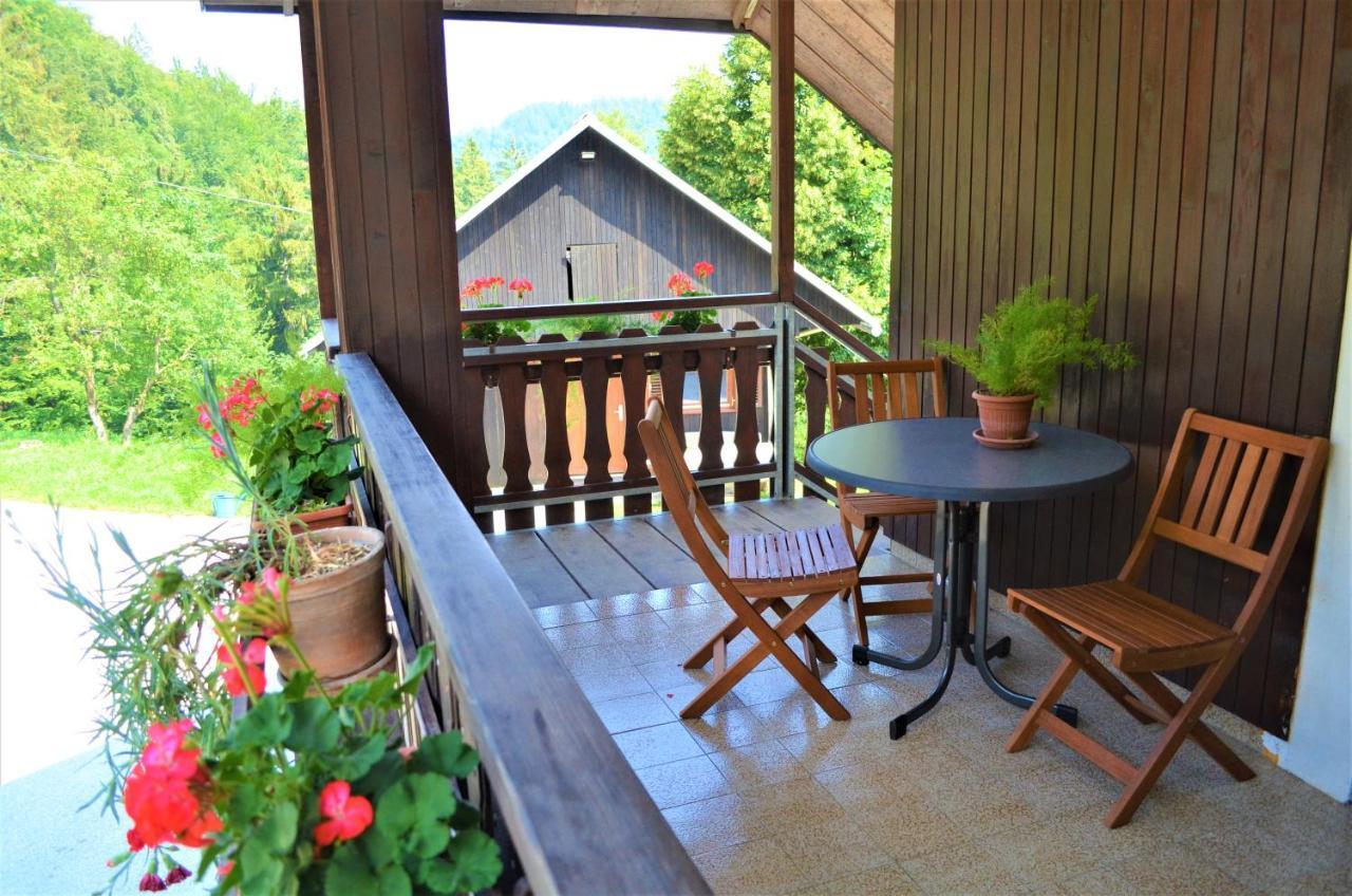 Healing Farm Apartment Gorenja Vas  Exterior photo