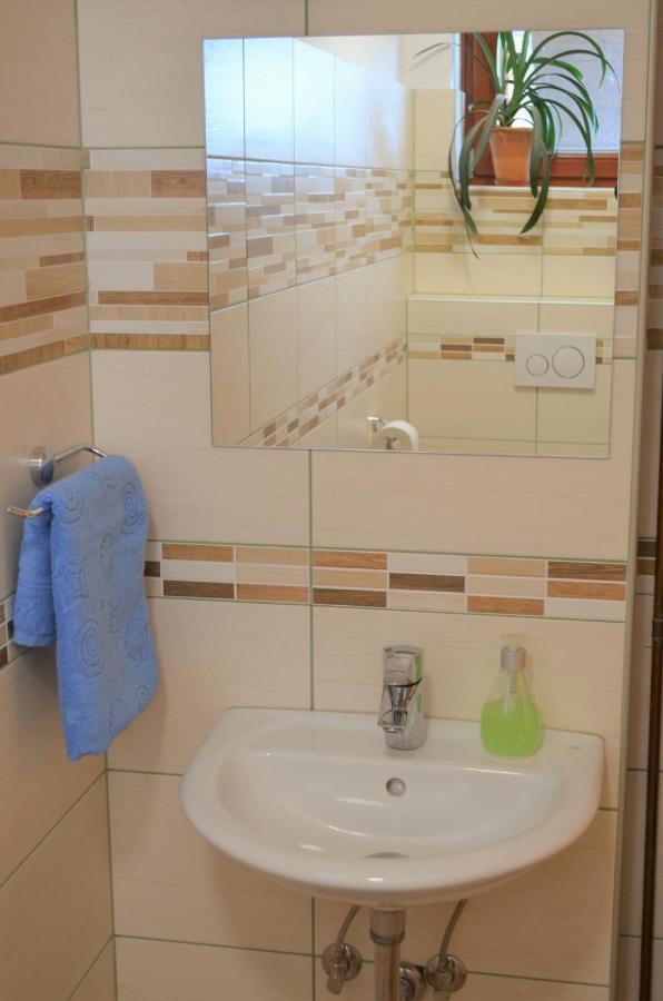 Healing Farm Apartment Gorenja Vas  Exterior photo