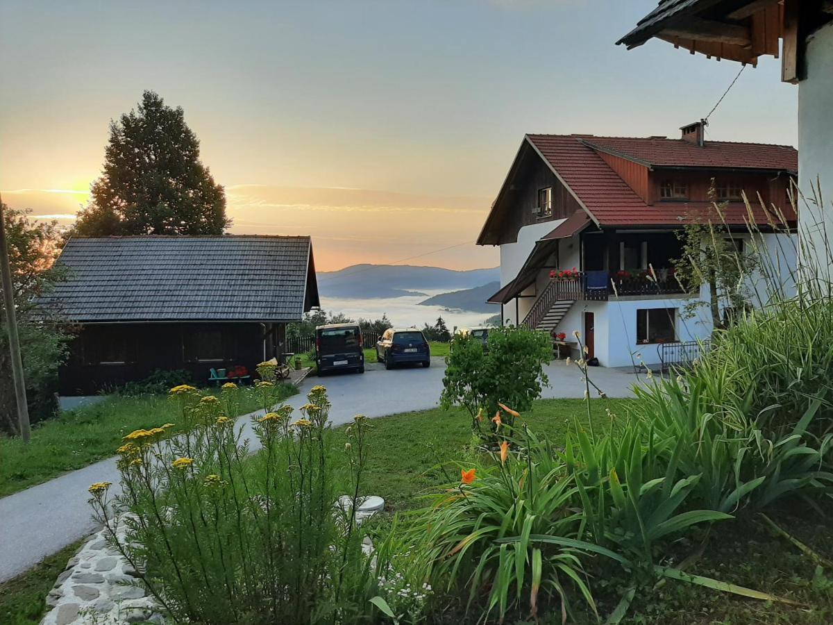 Healing Farm Apartment Gorenja Vas  Exterior photo