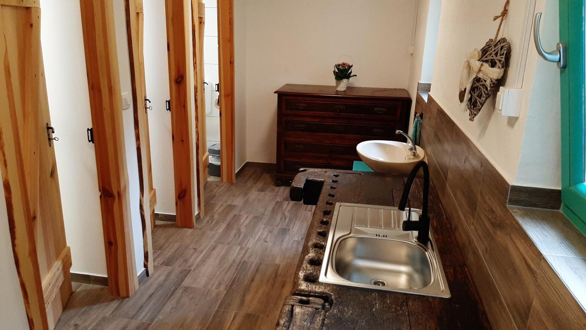 Healing Farm Apartment Gorenja Vas  Exterior photo